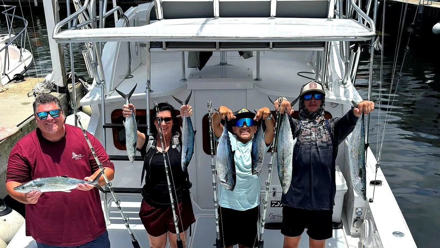 Bertram 31 offshore fishing charter