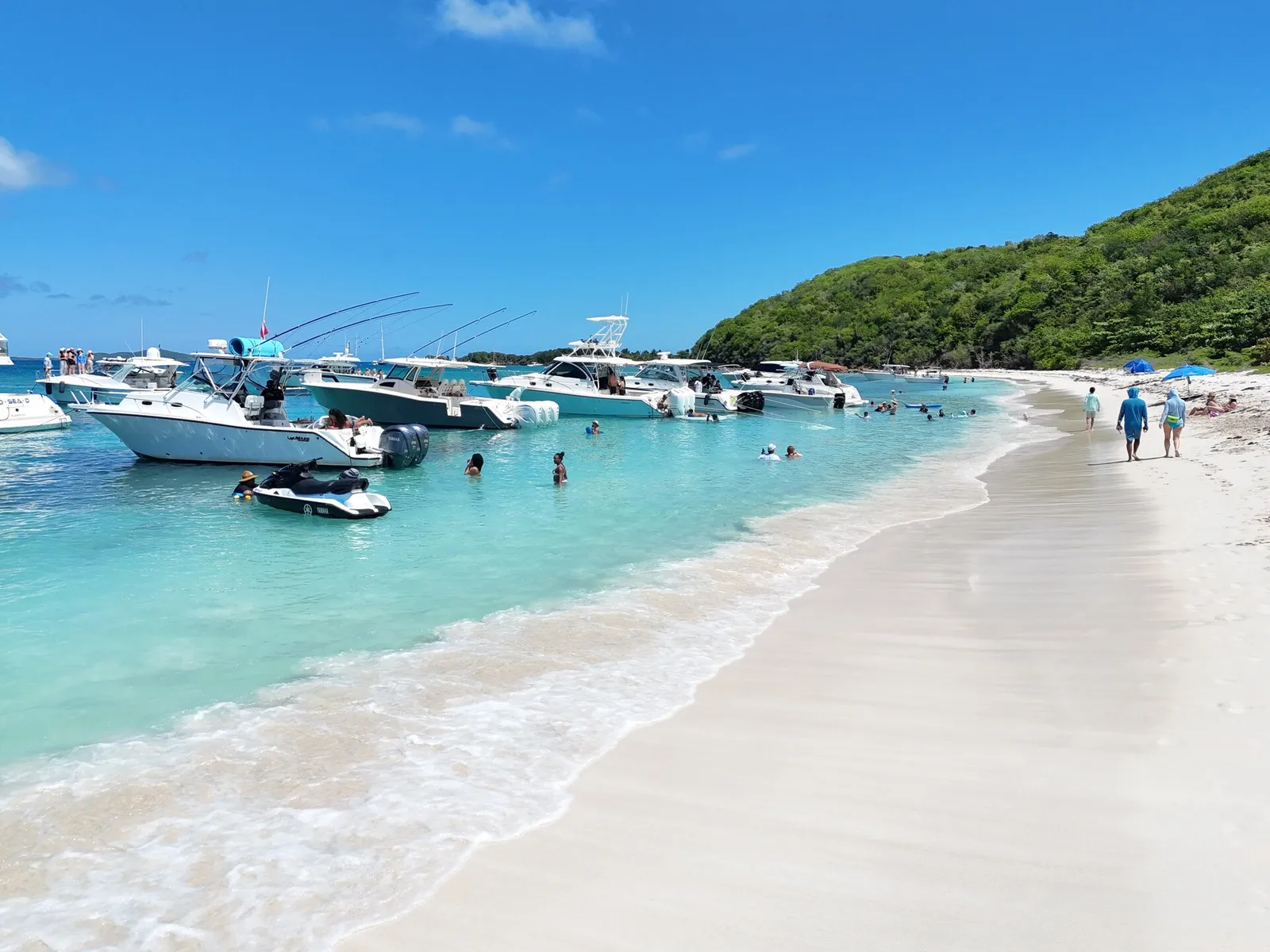 Private boat tour Puerto Rico — luxury yacht Palomino