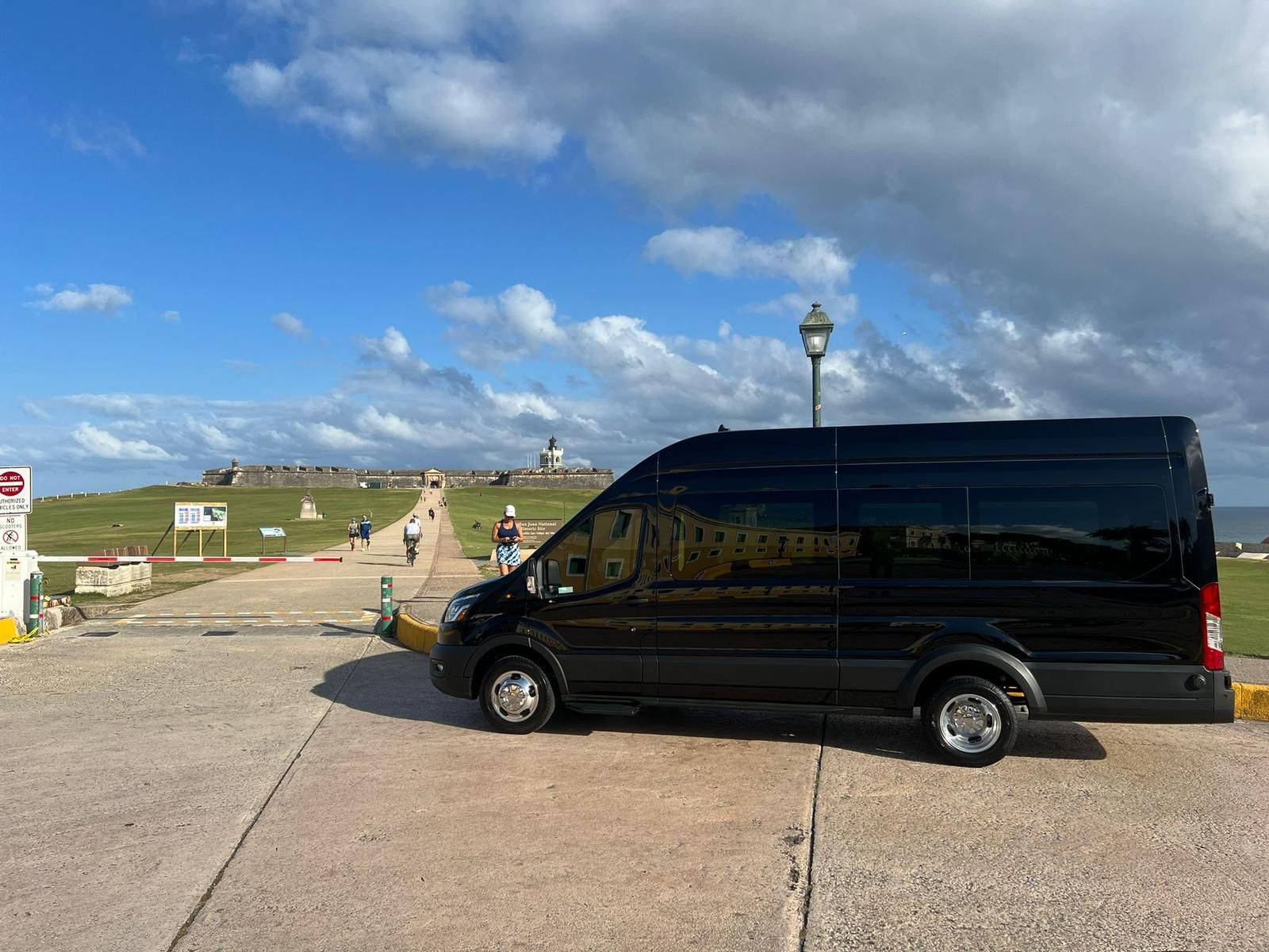 Black van private transportation from San Juan to Fajardo marina